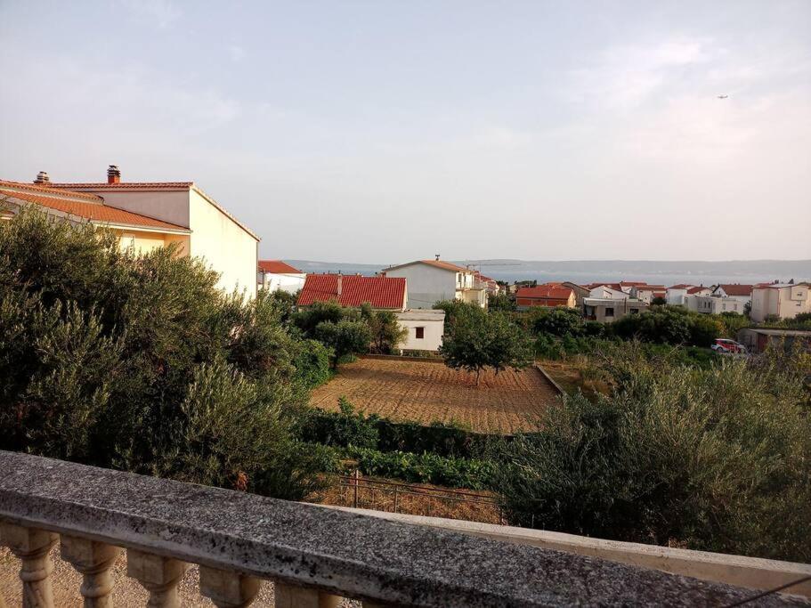 Apartmán Obiteljski Stan Kastel Luksic Kaštela Exteriér fotografie